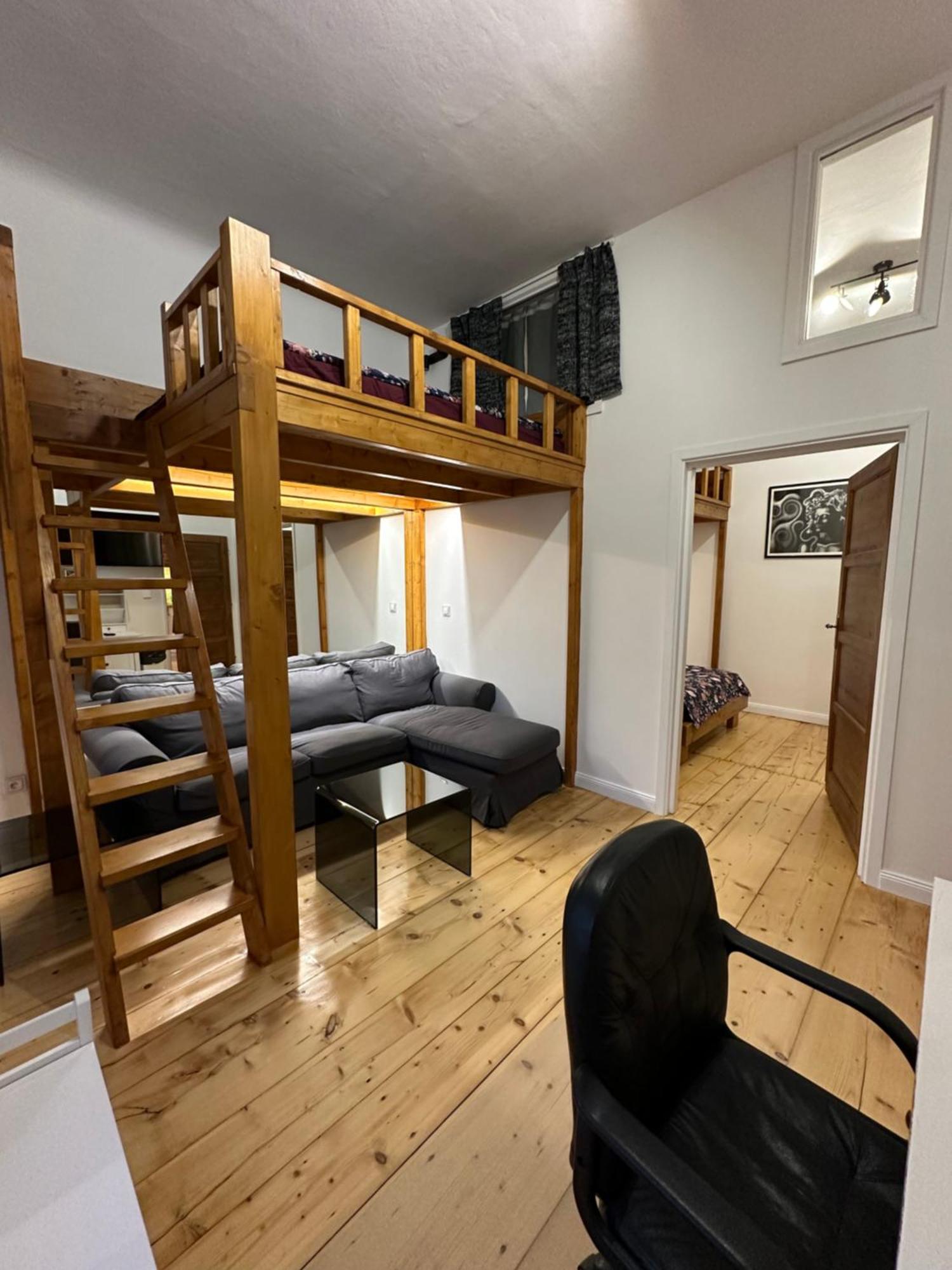 Cozy New Loft Apartment Praga Exterior foto