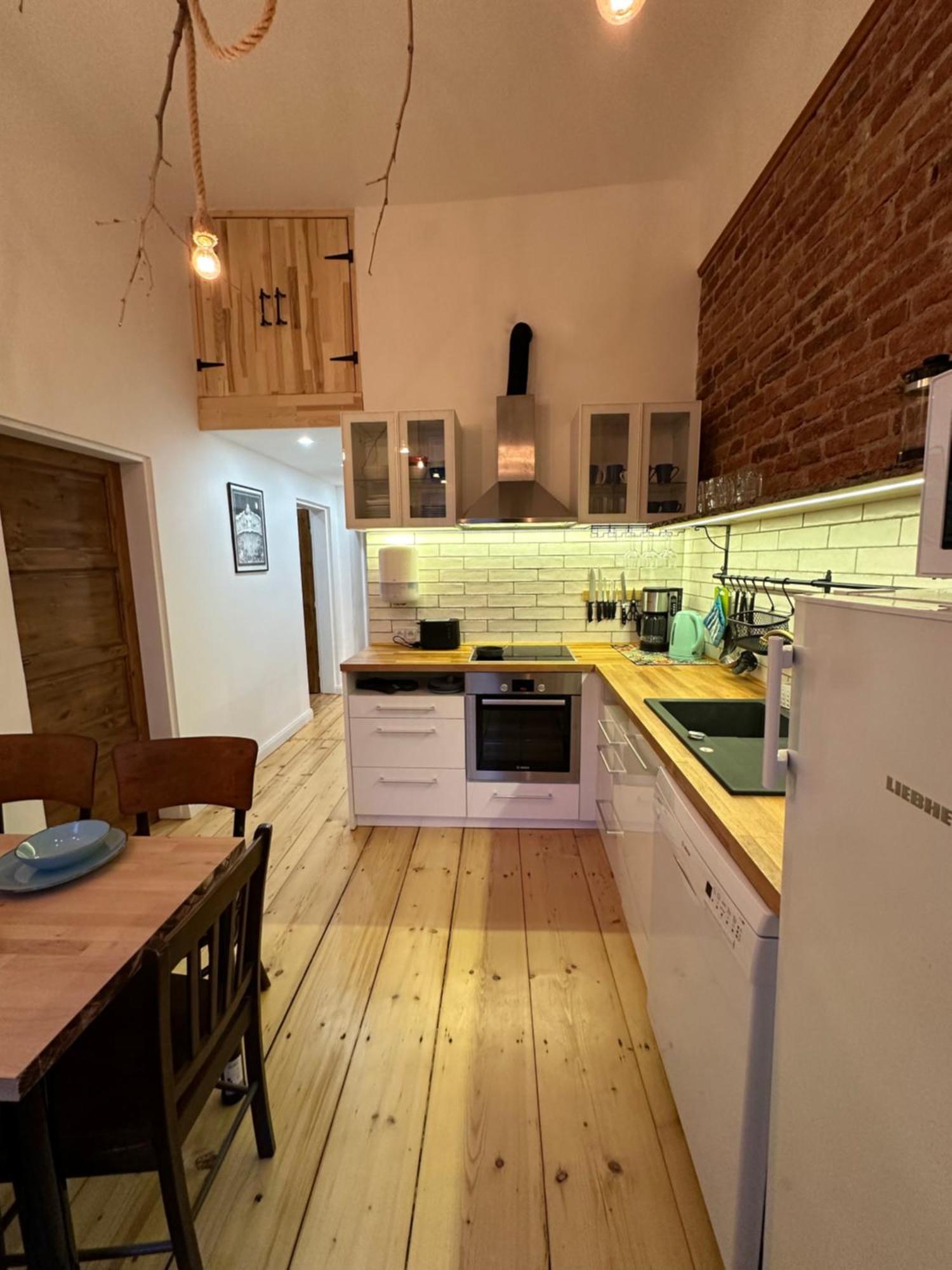 Cozy New Loft Apartment Praga Exterior foto